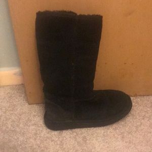 Black tall ugg boots